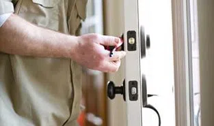 City Locksmith Store Cincinnati, OH 513-988-4053 City Locksmith Store Cincinnati, OH 513-988-4053 - 9-Locks-Change